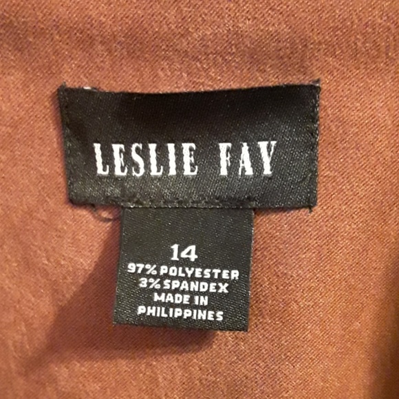 Festive Leslie Fay Suit, size 14 - Picture 4 of 4
